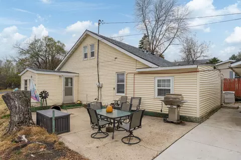 1931 5th Ave, Mankato, MN 56001