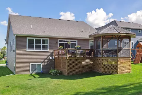 771 Cascade Dr, Chaska, MN 55318 photo 32