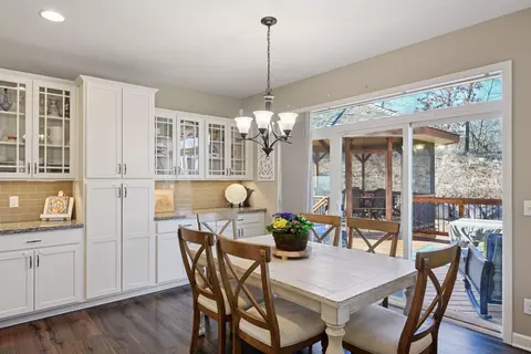 771 Cascade Dr, Chaska, MN 55318 photo 10