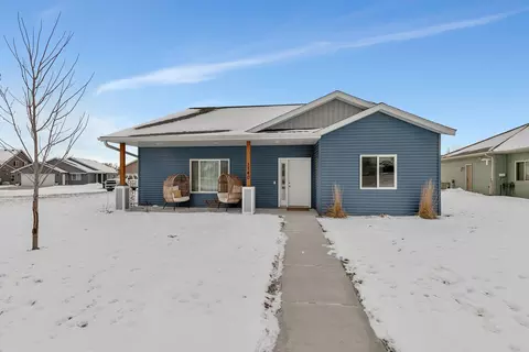 1740 Trentwood Dr, Sartell, MN 56377