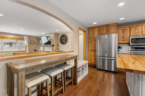 Kitchen - 1206 Southview Ln, Albert Lea, MN 56007 photo 5 of 7