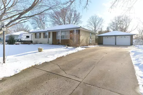 620 112th Ave NE, Blaine, MN 55434