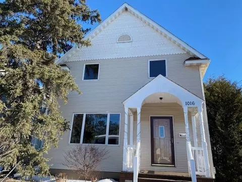 1016 S 6th Ave, Virginia, MN 55792