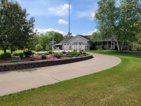 6550 Ranch View Ln SE, Eyota, MN 55934