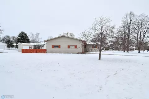 1019 Lilac Ave, Oakes, ND 58474 photo 7