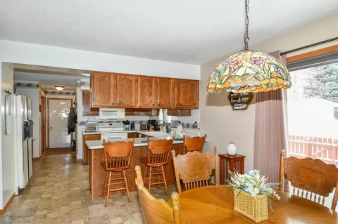 1019 Lilac Ave, Oakes, ND 58474 photo 21