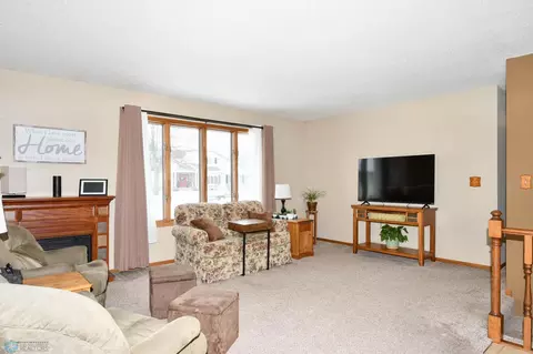 1019 Lilac Ave, Oakes, ND 58474 photo 16