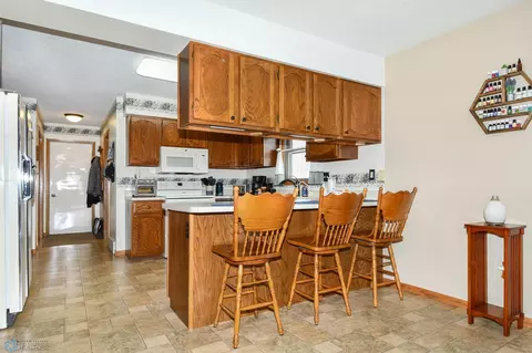 1019 Lilac Ave, Oakes, ND 58474 photo 22