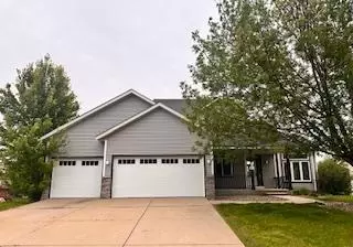 20638 Helena Ln, Lakeville, MN 55044