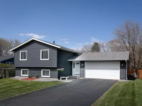 3326 Balsam St SW, Prior Lake, MN 55372