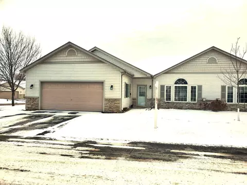 5425 Provence Ln, White Bear Twp, MN 55127
