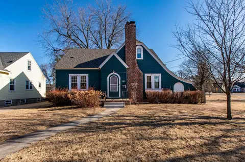 938 7th Ave SW, Rochester, MN 55902