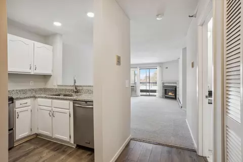 7601 Edinborough Way #6106, Edina, MN 55435