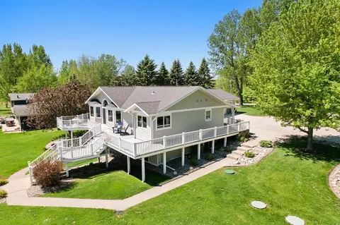 46932 Boes Dr, Pelican Rapids, MN 56572