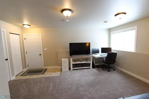 3309 Maple Leaf Loop S, Fargo, ND 58104 photo 18