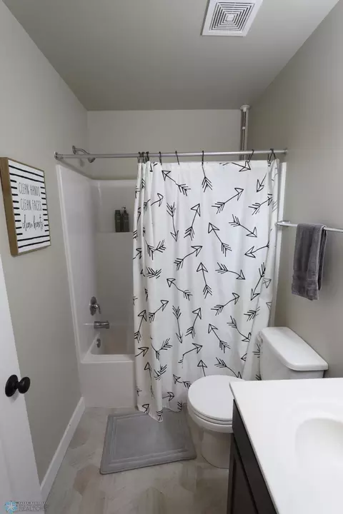 3309 Maple Leaf Loop S, Fargo, ND 58104 photo 27