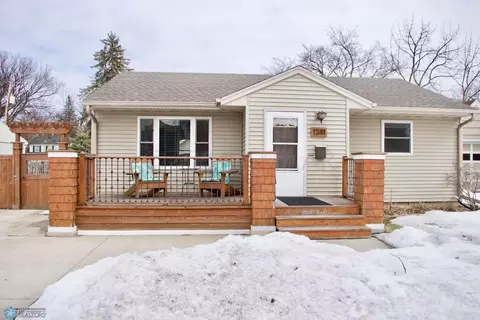 1341 5th St N, Fargo, ND 58102