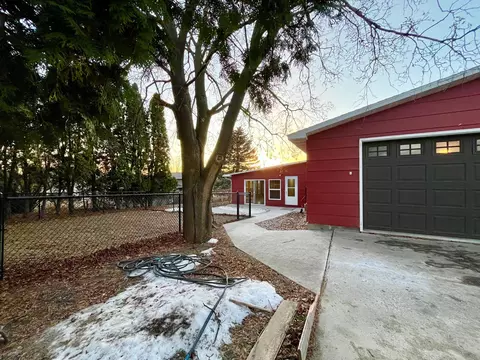 910 4th Ave, Madison, MN 56256 photo 37