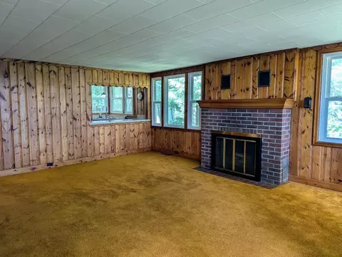 Living - 47156 165th Pl, Mcgregor, MN 55760 photo 2 of 6