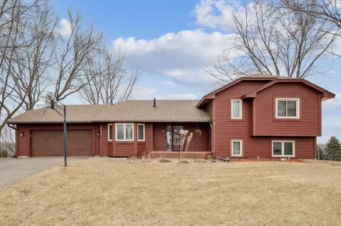 7115 Lower 170th Ct W, Rosemount, MN 55068
