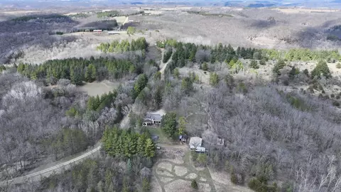 7965 Gunsmith Rd, Houston, MN 55943