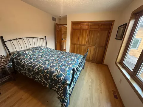Bedroom - 7641 Long Lake Rd, Willmar, MN 56201 photo 2 of 3