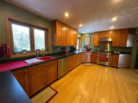 Kitchen - 7641 Long Lake Rd, Willmar, MN 56201 photo 2 of 5