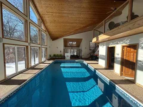 Exterior - 7641 Long Lake Rd, Willmar, MN 56201 photo 4 of 9