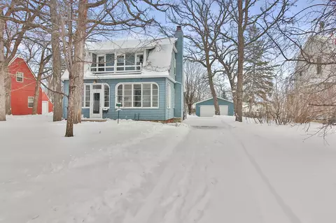 1241 Minnesota Ave, Detroit Lakes, MN 56501