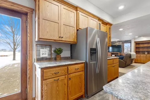711 Scott St, Marshall, MN 56258 photo 55
