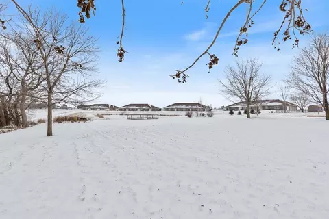 711 Scott St, Marshall, MN 56258 photo 9