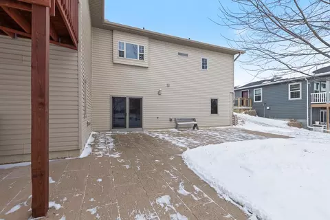 711 Scott St, Marshall, MN 56258 photo 4