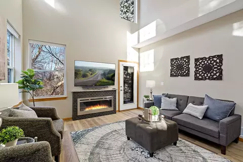 16357 Jamison Path, Lakeville, MN 55044