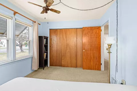 Bedroom - 410 N 60th Ave E, Duluth, MN 55804 photo 5 of 6
