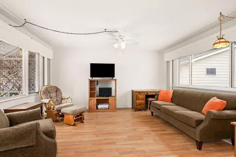Living - 410 N 60th Ave E, Duluth, MN 55804 photo 2 of 2