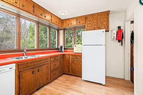Kitchen - 410 N 60th Ave E, Duluth, MN 55804 photo 1 of 3