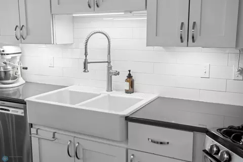 Kitchen - 5486 49th Ave S, Fargo, ND 58104 photo 5 of 7