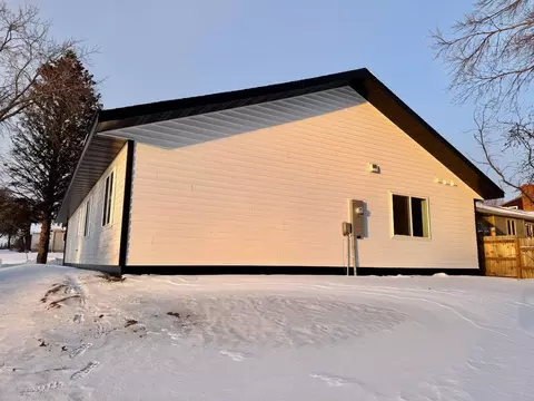 304 Cherry Ave E, Fergus Falls, MN 56537 photo 29