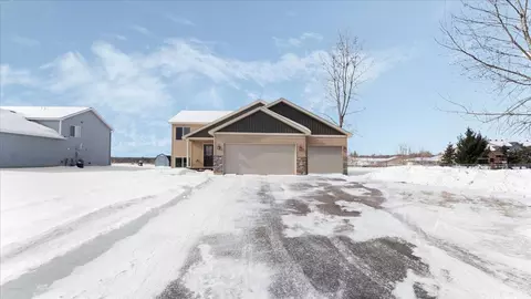 15139 Warrior Ave, Brainerd, MN 56401