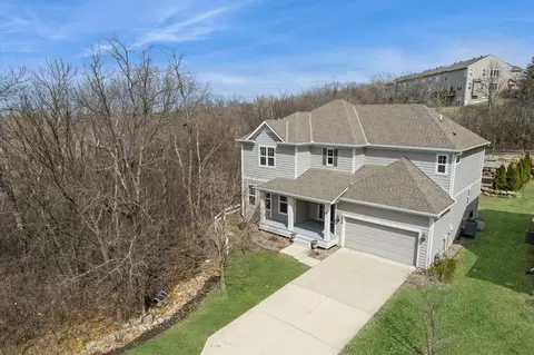 5270 Jewel Ln N, Plymouth, MN 55446