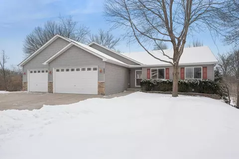 602 Finch Ct, Montrose, MN 55363