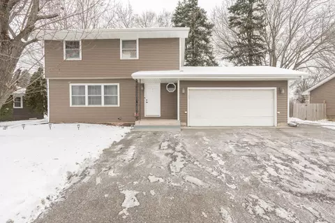 4909 Winnetka Ave N, New Hope, MN 55428