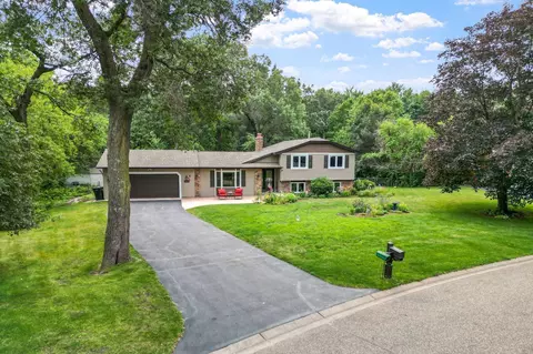 14943 E Vermillion Cir NE, Ham Lake, MN 55304