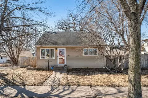 3033 E 42nd St, Minneapolis, MN 55406