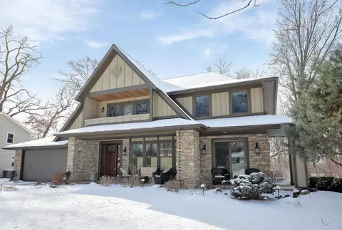 280 Ridgeview Dr E, Wayzata, MN 55391