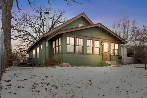 2824 36th Ave S, Minneapolis, MN 55406