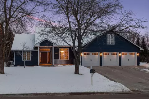 4260 Norwood Ln N, Plymouth, MN 55442