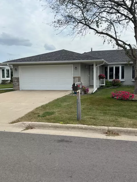 700 2nd St SW, Kasson, MN 55944