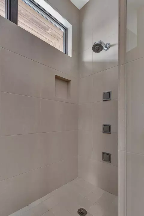Bath - 4201 32nd St S, Saint Cloud, MN 56301 photo 3 of 8