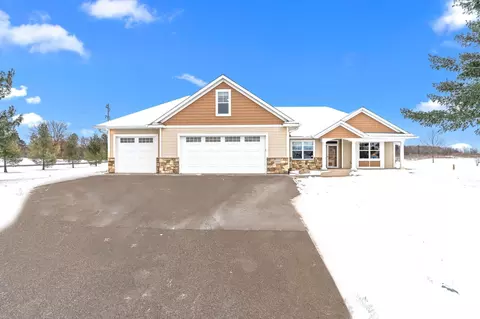 39193 Everett Ave, North Branch, MN 55056